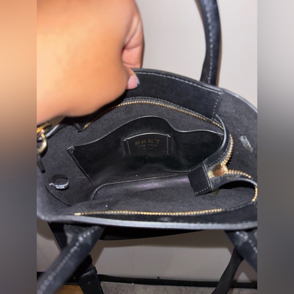 DKNY Megan Small Tote - Picture 7 of 7